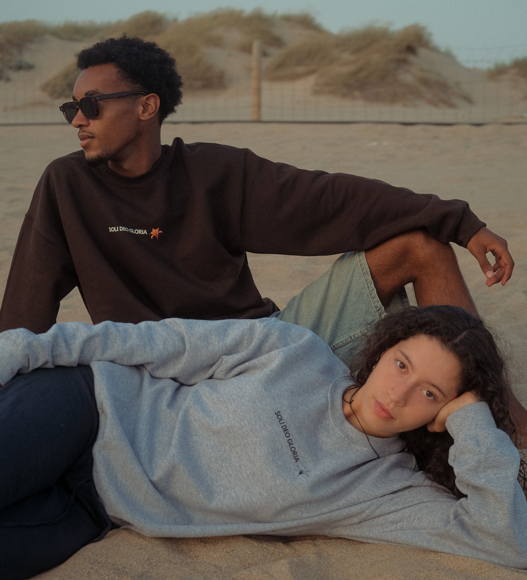 CREWNECK "COM AMOR" RAINY CLOUD