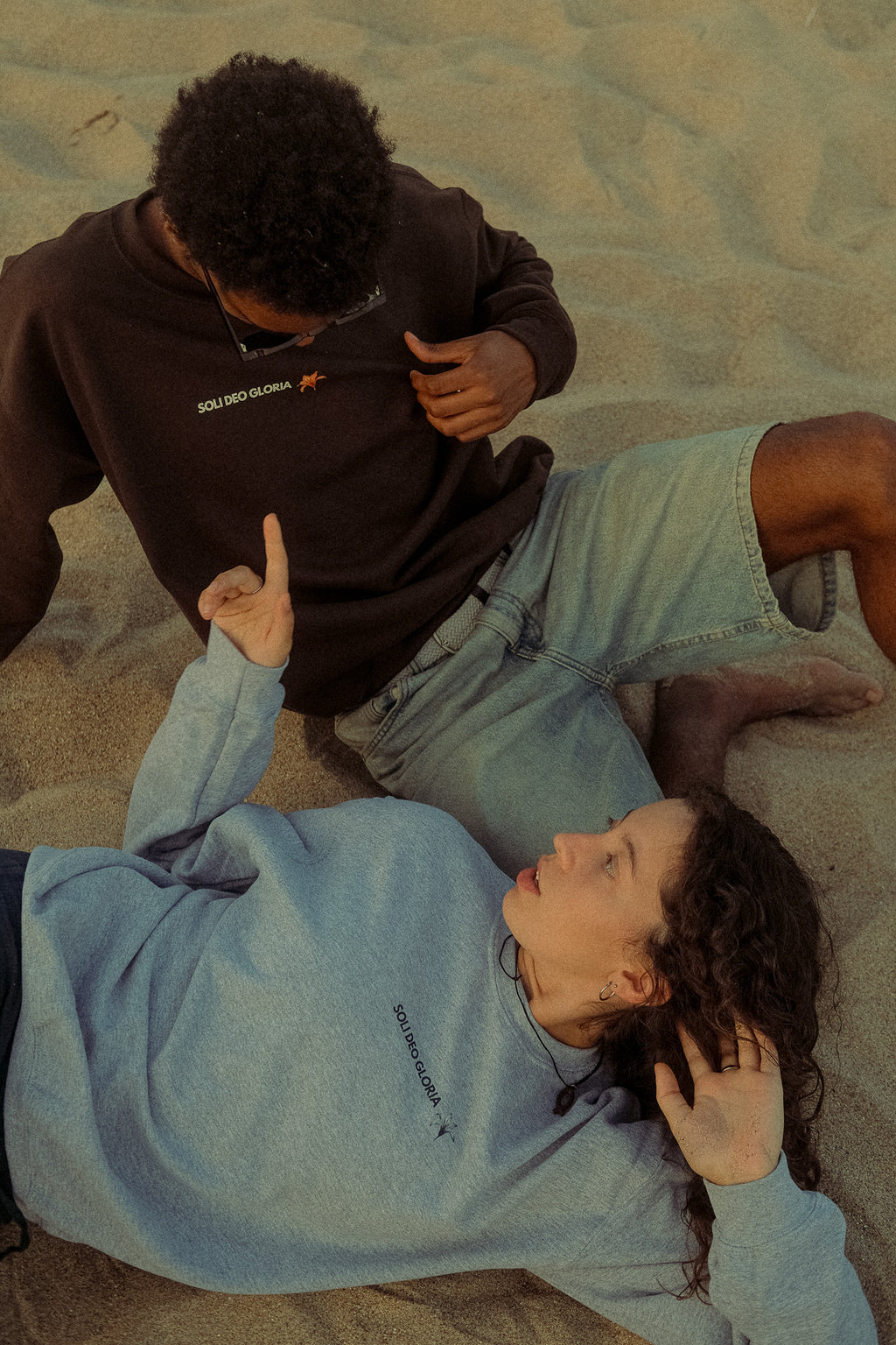 CREWNECK "COM AMOR" RAINY CLOUD